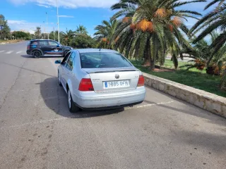 Volkswagen Bora 2000