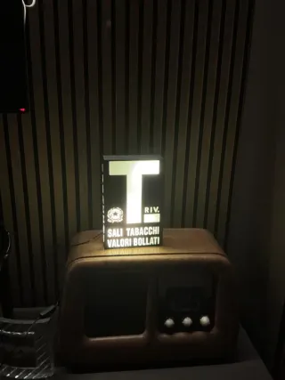 Tabaccheria Riv. T Lightbox
