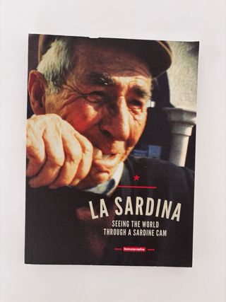 Cámara Lomography La Sardina DIY + Libro