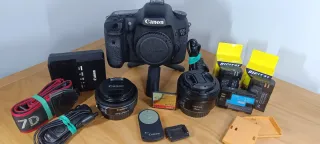 Canon 7D + 2 objetivos + accesorios