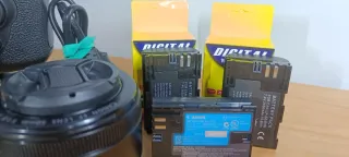 Canon 7D + 2 objetivos + accesorios