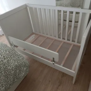 Cuna SUNDVIK blanca 60x120 cm