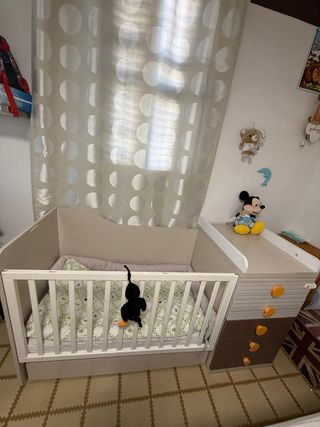 Cuna convertible para bebé medidas 120/60