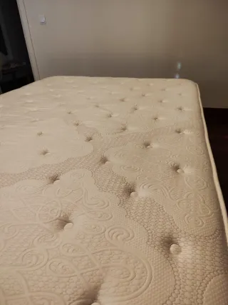 Colchón y Somier Base Tapizada Sonpura