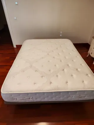 Colchón y Somier Base Tapizada Sonpura