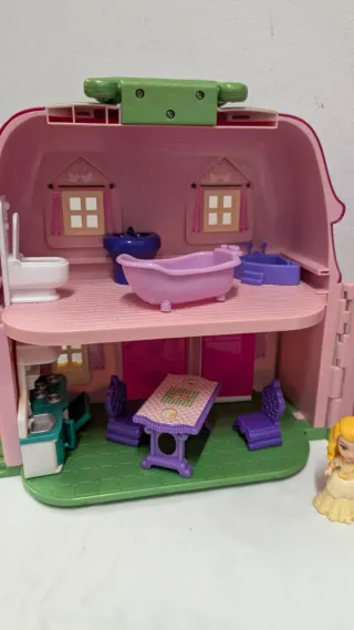 Casa de muñecas plegable con accesorios
