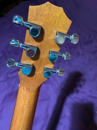 Guitarra Baby Taylor