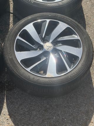 Llantas Mitsubishi 5x114 Bitono Kumho