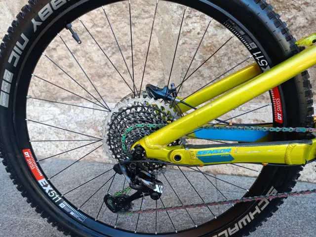 GT Sensor Carbon Pro Talla M 29"  OCASION!