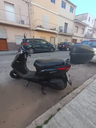 Yamaha Vity 125cc Scooter Negra