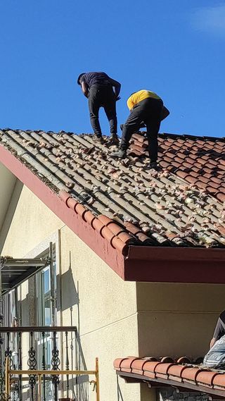 REFORMAMOS TU HOGAR CON LA MEJOR CALIDAD