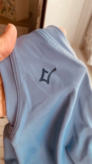 Camiseta deportiva Dash and Stars azul