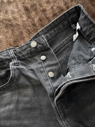 Pantalones vaqueros grises