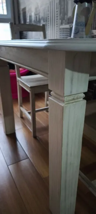 Mesa madera de pino macizo + 2 sillas