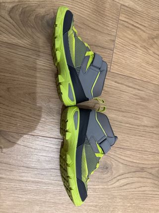 Botas montaña niño T.31