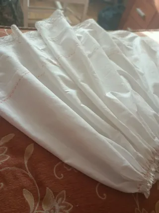 Enagua Baturra Blanca indumentaria tradicional