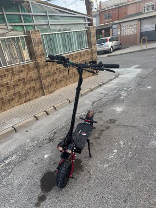 Patinete Eléctrico con Luces LED