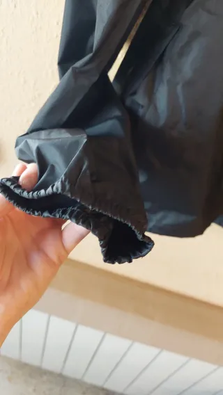 Chubasquero Decathlon Negro