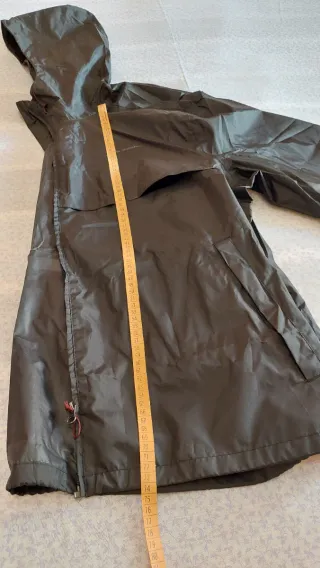 Chubasquero Decathlon Negro