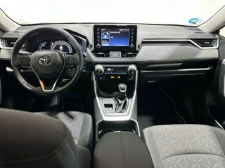 Toyota RAV4 220H Advance