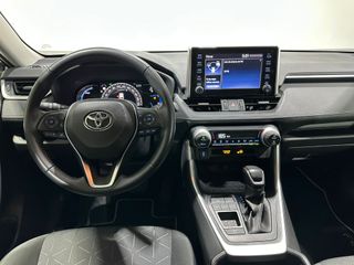 Toyota RAV4 220H Advance