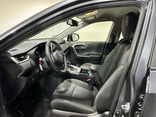 Toyota RAV4 220H Advance