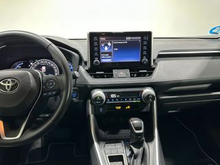 Toyota RAV4 220H Advance