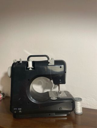 Máquina de coser Birgitta Standard