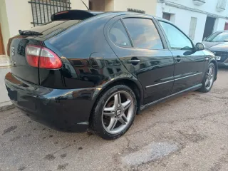 SEAT Leon 2004