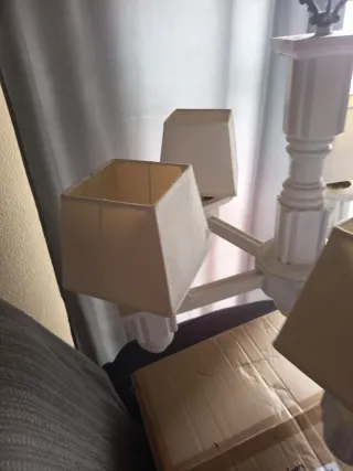 Lámpara colgante madera blanca