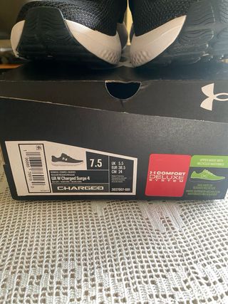 Zapatillas Under Armour Negras