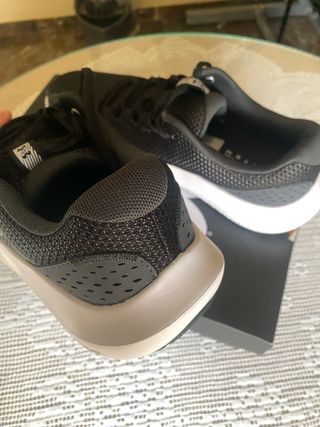 Zapatillas Under Armour Negras