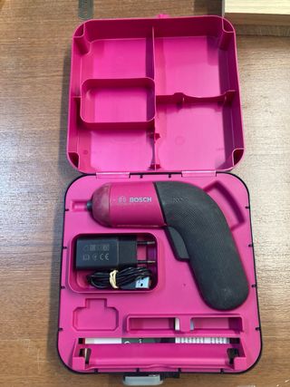 Atornillador Bosch IXO con cable