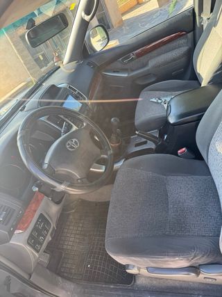 Toyota Land Cruiser 2004