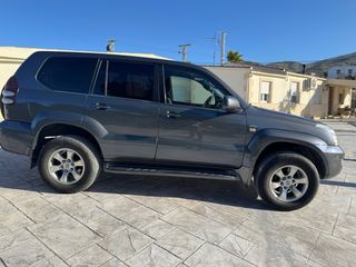 Toyota Land Cruiser 2004