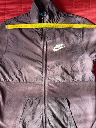 Chaqueta Nike Morada Cremallera