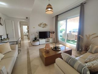 Ático en alquiler en Calahonda en Mijas