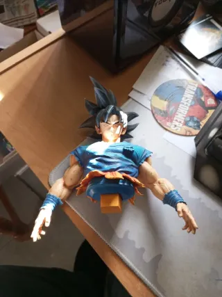 Busto Goku Resina Dragon Ball 18cmx18cm