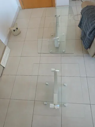 Mesa centro cristal y metal