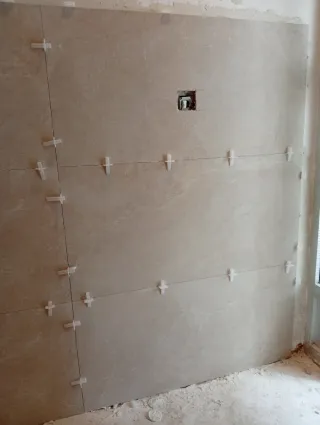 Alicatado y de más.