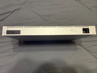 Ubiquiti UniFi USW-Pro-Max-24-PoE | 24-Port 2.5G