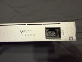 Ubiquiti UniFi USW-Pro-Max-24-PoE | 24-Port 2.5G