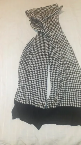 Fular estampado pata de gallo