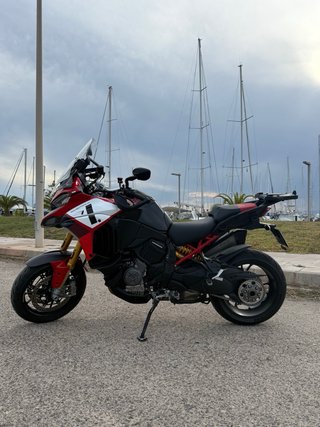 Ducati Multistrada v4 Pikes Peak Roja/Blanca