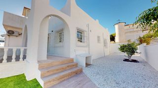 Casa pareada en venta en Campos de Golf - Villa Martin - Los Dolses en Orihuela