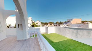 Casa pareada en venta en Campos de Golf - Villa Martin - Los Dolses en Orihuela