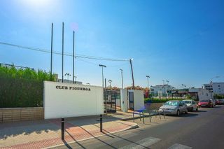 Local comercial en venta en Parque Figueroa en Córdoba