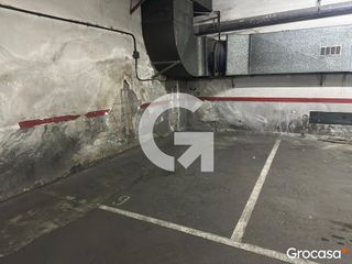 Garaje en venta en Centre en Cornellà de Llobregat