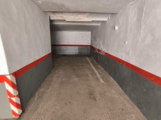 Garaje en venta en Cervelló