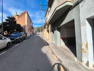 Garaje en venta en Cervelló